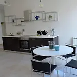 佩鲁贾公寓 *